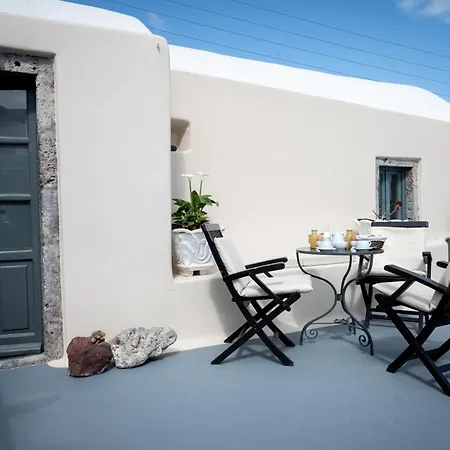 Lotza Oia (Santorini)